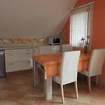 Petra Apartmanhaz Daire *