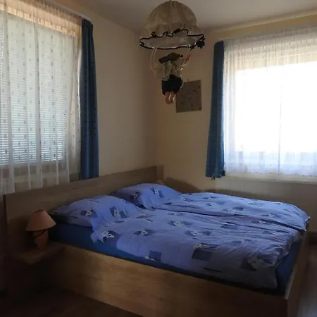 Petra Apartmanhaz Apartment *