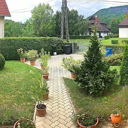 Apartment Petra Apartmanhaz *