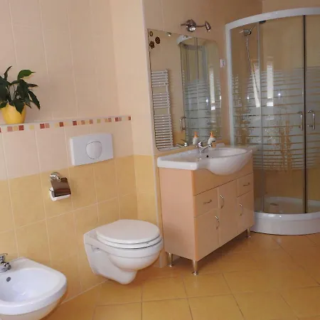 Petra Apartmanhaz *