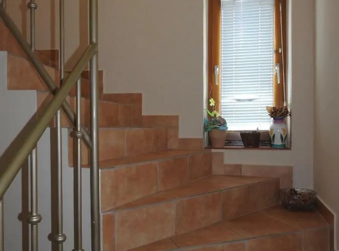 Petra Apartmanhaz * 바다초니토마이